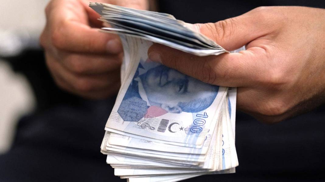 Kurban Bayramı ikramiyesi 14 bin 636 TL oldu: Maaşlara da yüzde 55 zam 7